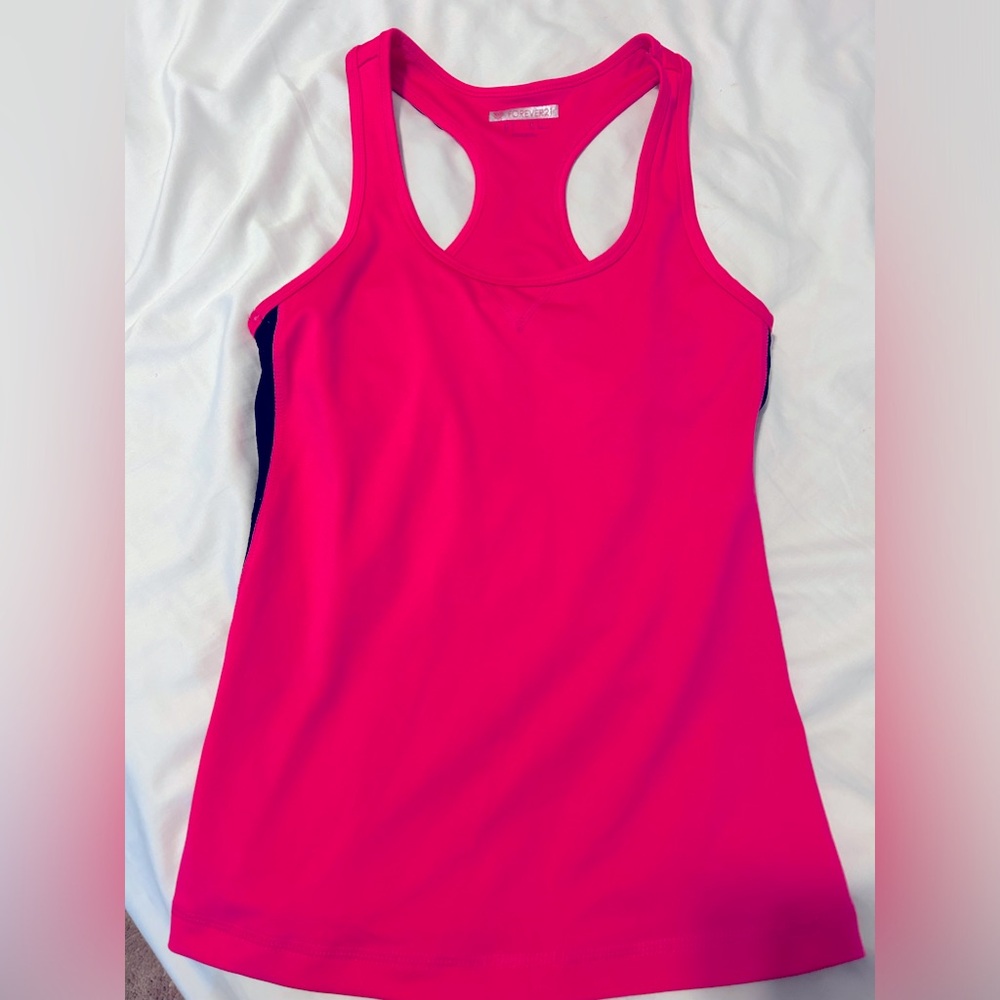 Pre loved: pink halter top. Forever 21. Size Small